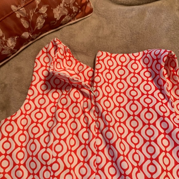 Patterned Dress - Picture 3 of 3